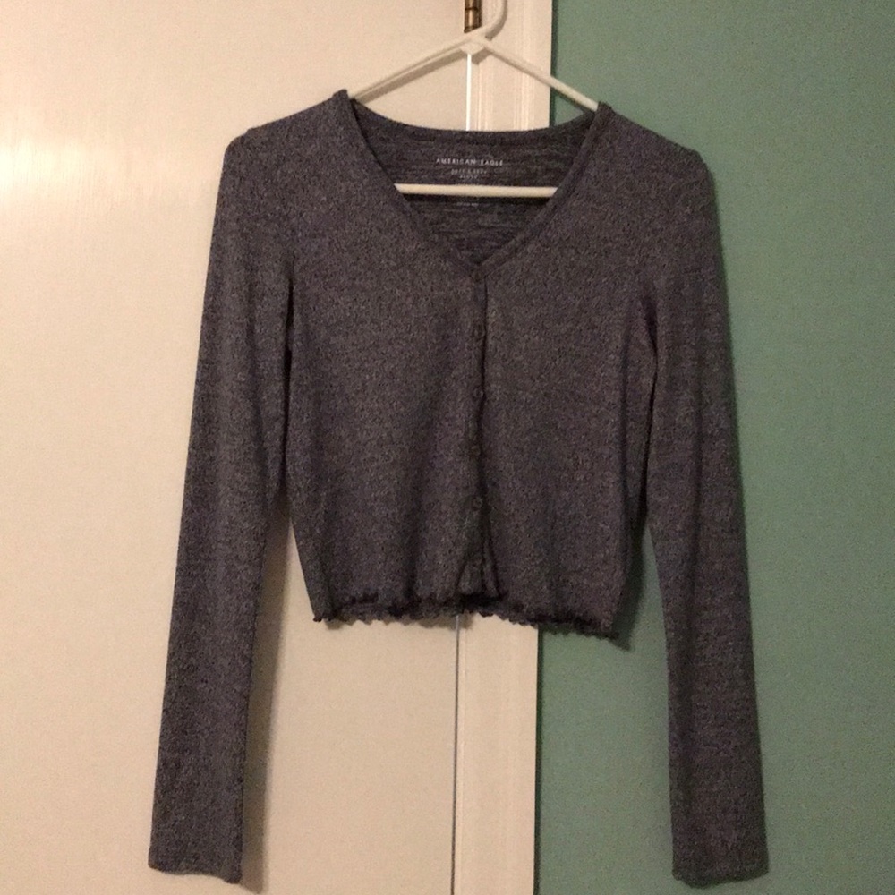 dark blue cropped american eagle long sleeve shirt